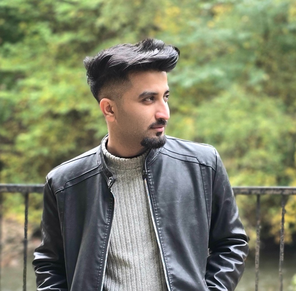 Damon Chandio, head and shoulders, outdoors
